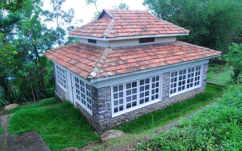 Wood Palace Heritage Resort, Kuttikkanam 3